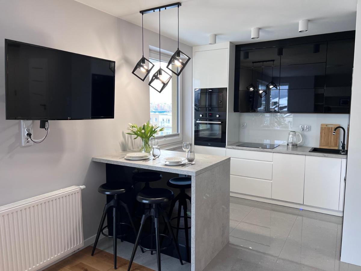 Apartament Jeleniowska Podziemny Parking Taras Appartement Kielce Buitenkant foto